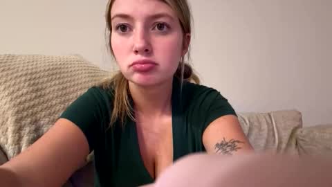 miasmith_001 online show from May 31, 2026, 2:20 am