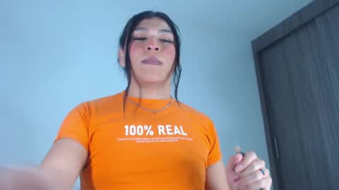 Snapshot of miavalentinaaa chatting on January 3, 2025, 4:00 am Miaa valentinaaa online show from January 3, 2025, 4:00 am