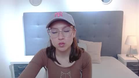 mia vega online show from January 6, 2026, 8:01 pm