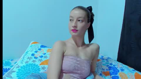  Chloe  online show from March 13, 2026, 12:28 am