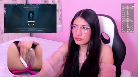 Snapshot of miavoss_ chatting on January 6, 2025, 5:08 am mia online show from January 6, 2025, 5:08 am