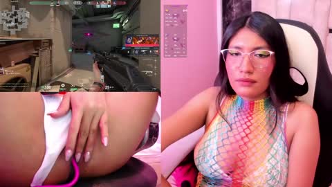 Snapshot of miavoss_ chatting on January 11, 2025, 8:11 am mia online show from January 11, 2025, 8:11 am