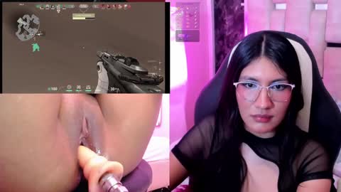 Snapshot of miavoss_ chatting on January 12, 2025, 7:43 am mia online show from January 12, 2025, 7:43 am