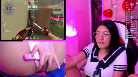 Snapshot of miavoss_ chatting on February 4, 2025, 9:52 pm mia online show from February 4, 2025, 9:52 pm