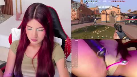 Snapshot of miavoss_ chatting on November 25, 2025, 9:59 pm mia online show from November 25, 2025, 9:59 pm