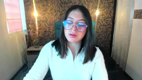 Snapshot of miawils_ chatting on February 25, 2025, 1:39 pm M I A W I L S online show from February 25, 2025, 1:39 pm