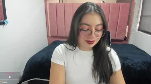 Snapshot of miawils_ chatting on May 30, 2026, 7:00 pm M I A W I L S online show from May 30, 2026, 7:00 pm