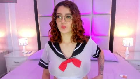 Mia winx  online show from April 14, 2026, 9:10 pm