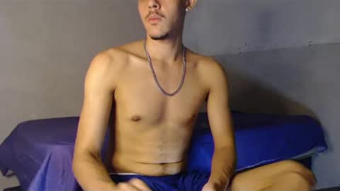 Snapshot of micaelrian777 chatting on February 25, 2025, 1:09 am micaelrian777 online show from February 25, 2025, 1:09 am