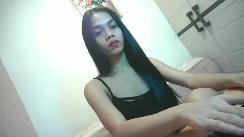 Mica online show from October 29, 2025, 10:44 pm