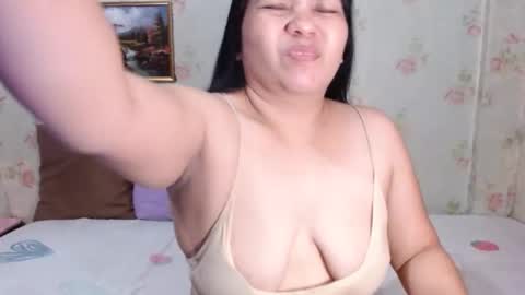 Snapshot of micasantos chatting on April 3, 2026, 5:49 am micasantos online show from April 3, 2026, 5:49 am
