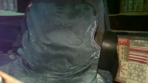 Snapshot of micha_48 chatting on February 25, 2025, 2:14 am Micha online show from February 25, 2025, 2:14 am