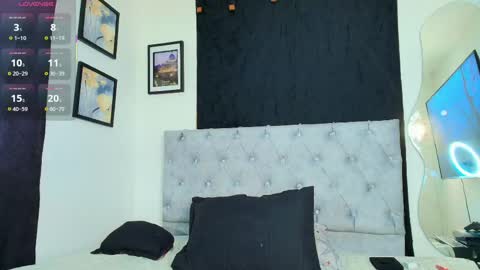 Snapshot of michaeel_lopez chatting on May 17, 2026, 4:43 am Maicol online show from May 17, 2026, 4:43 am