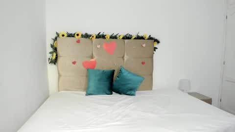 Micky and Sharon online show from February 27, 2025, 1:38 am