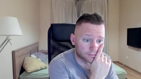 Snapshot of michael_birkin chatting on October 11, 2025, 4:01 am Michael Birkin online show from October 11, 2025, 4:01 am