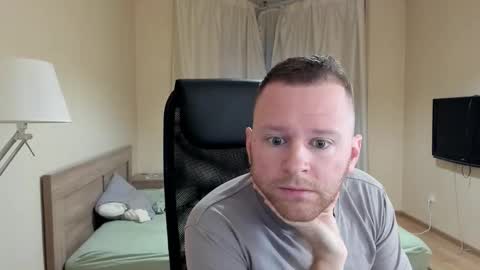 Snapshot of michael_birkin chatting on October 12, 2025, 4:00 am Michael Birkin online show from October 12, 2025, 4:00 am