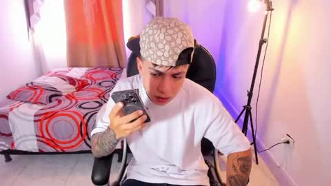 Snapshot of michael_boy88_ chatting on May 22, 2026, 3:50 pm Michael Boy online show from May 22, 2026, 3:50 pm