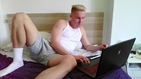michael_sexdevil online show from May 20, 2026, 11:49 am