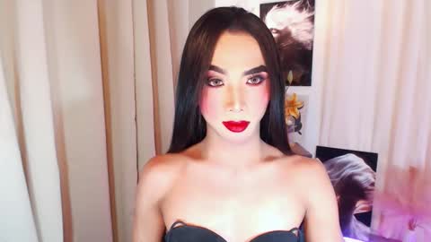 Snapshot of michaelagoddess chatting on December 18, 2025, 4:57 pm michaelagoddess online show from December 18, 2025, 4:57 pm