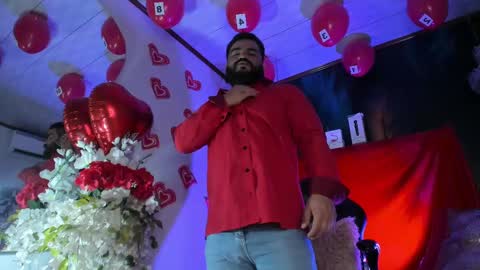 Snapshot of michaelbear_ chatting on February 14, 2025, 1:29 pm Michael online show from February 14, 2025, 1:29 pm