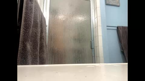 Snapshot of michaelcalif818 chatting on November 5, 2025, 3:06 am DMCA online show from November 5, 2025, 3:06 am