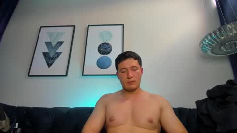 MichaelConnor  online show from February 5, 2025, 6:04 pm