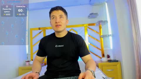 MichaelConnor  online show from February 12, 2025, 1:37 pm