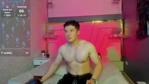 MichaelConnor  online show from February 22, 2025, 3:36 pm