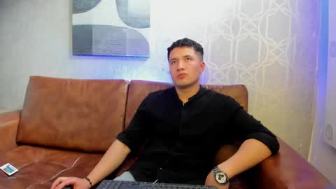 MichaelConnor  online show from March 1, 2025, 6:54 pm