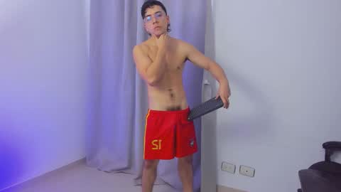 Mike online show from November 21, 2025, 1:54 pm