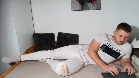 michaelos11 online show from March 15, 2026, 9:48 am