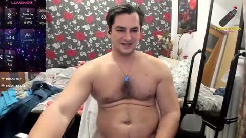 michaelragnar90 online show from December 4, 2024, 5:44 pm