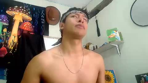 Snapshot of michaelstones chatting on July 14, 2026, 4:23 pm michaelstones online show from July 14, 2026, 4:23 pm