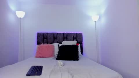 Michelle online show from February 1, 2025, 3:50 pm