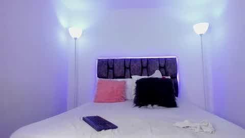 Michelle online show from February 19, 2025, 3:27 pm