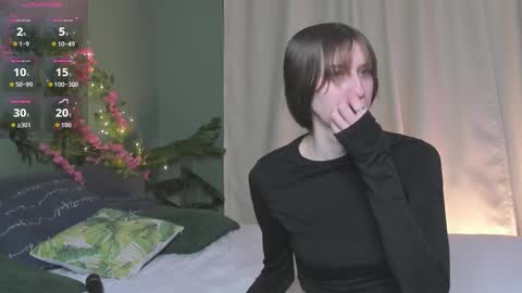 Snapshot of michele_mack chatting on December 2, 2025, 2:39 am michele_mack online show from December 2, 2025, 2:39 am