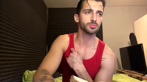 Snapshot of michelemagnetico chatting on December 2, 2025, 11:23 pm michelemagnetico online show from December 2, 2025, 11:23 pm