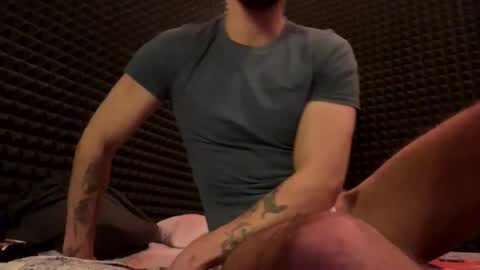 Snapshot of michelemagnetico chatting on January 12, 2026, 11:32 pm michelemagnetico online show from January 12, 2026, 11:32 pm