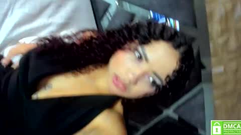 Snapshot of michell__evans chatting on October 17, 2025, 11:57 am Michell online show from October 17, 2025, 11:57 am