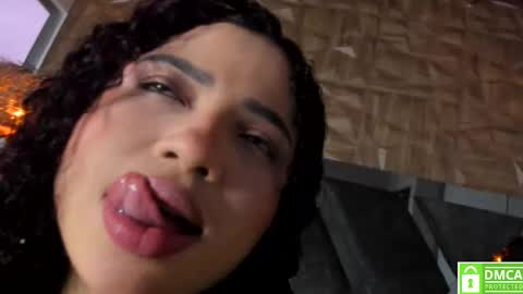 Snapshot of michell__evans chatting on October 21, 2025, 11:22 am Michell online show from October 21, 2025, 11:22 am