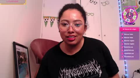 Snapshot of michell_bling chatting on July 11, 2026, 6:27 am Michi online show from July 11, 2026, 6:27 am