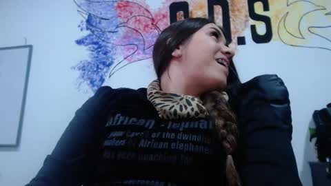 Snapshot of michell_h chatting on February 20, 2026, 9:00 am Nani online show from February 20, 2026, 9:00 am