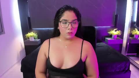 Michell  online show from July 12, 2026, 4:03 am