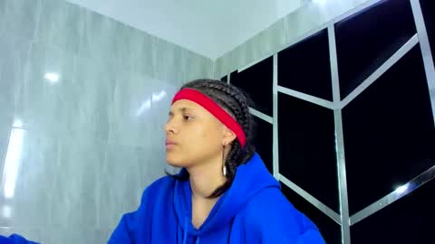 michell_rs online show from February 14, 2025, 10:17 am