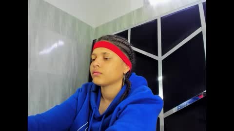 michell_rs online show from February 15, 2025, 1:10 am