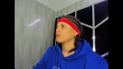 michell_rs online show from February 15, 2025, 10:55 am