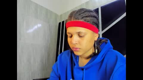 michell_rs online show from February 16, 2025, 1:47 am