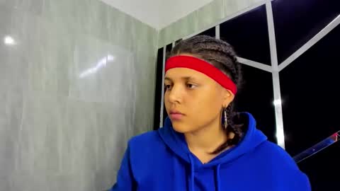 michell_rs online show from February 17, 2025, 4:09 am