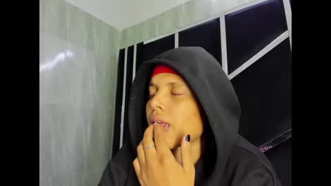 michell_rs online show from February 24, 2025, 3:44 am