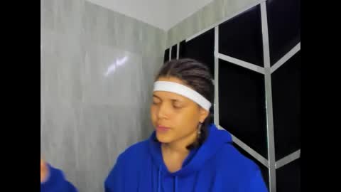 michell_rs online show from March 2, 2025, 3:45 am